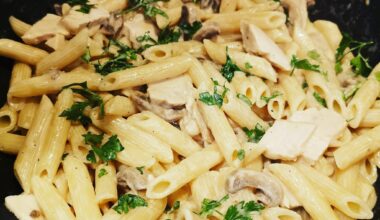 Chicken Mushroom Pasta in creamy white wine sauce