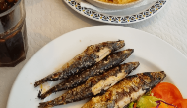 Sardines and bacalhau com natas (codfish with cream) 🇵🇹