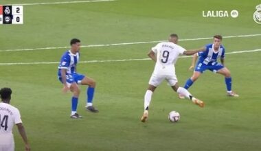 Teams in La Liga are going to have to realize they can’t give Mbappé this much time and space! Brilliant flick, almost Johan Cruyff like chop pass by Mbappé to Bellingham. The chop heel pass almost freezes the defense of Alavés. Also, follow the runner. Especially if it's Mbappé!