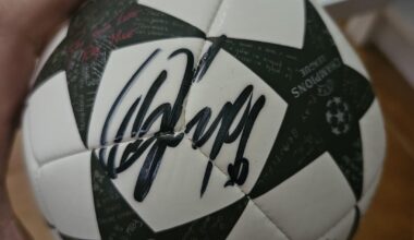 Help Needed to Identify AC Milan Autographs (2015-2020 Seasons)