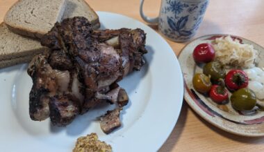 Pork knucke and fixings