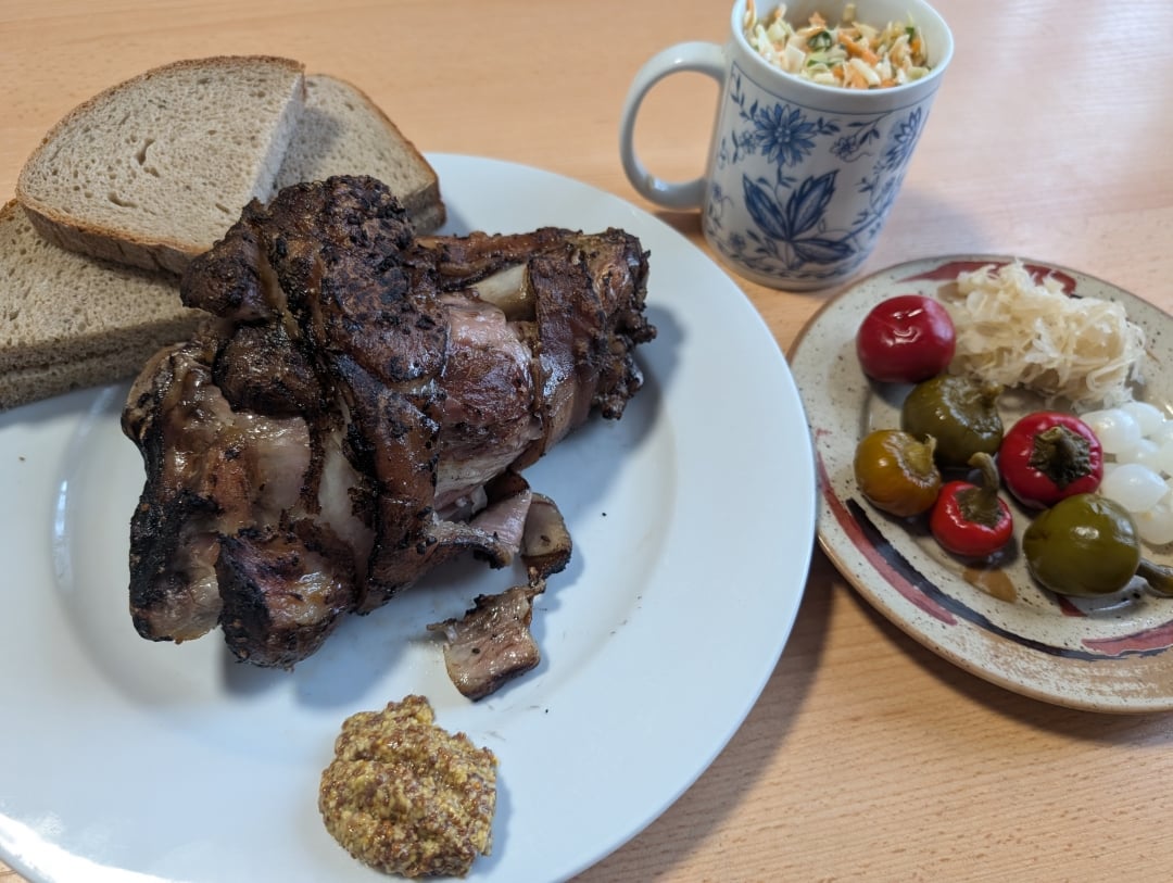 Pork knucke and fixings