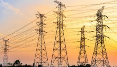 La durada de l'apagada ha estat major perquè la línia elèctrica amb França no està operativa