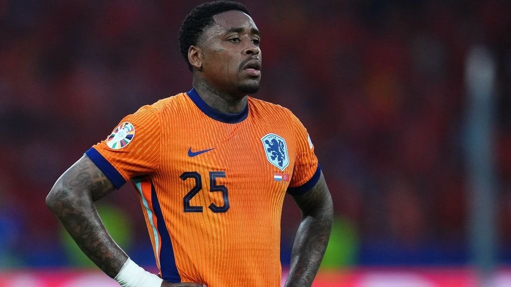 Koeman: 'Na transfer naar Saudi-Arabië is boek bij Oranje dicht voor Bergwijn'
