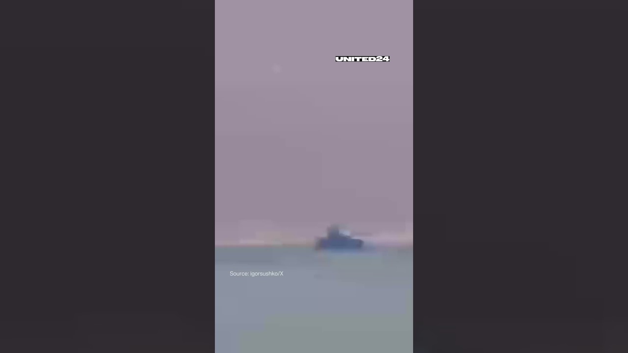 One Ukrainian FPV drone destroys a Russian T-72 tank #warinukraine #united24media #tanks #shorts