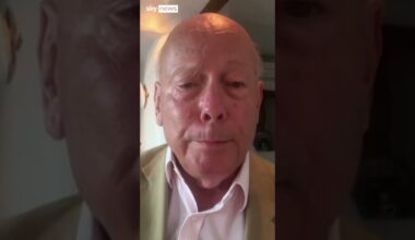 Downton Abbey creator Julian Fellowes remembers Dame Maggie Smith