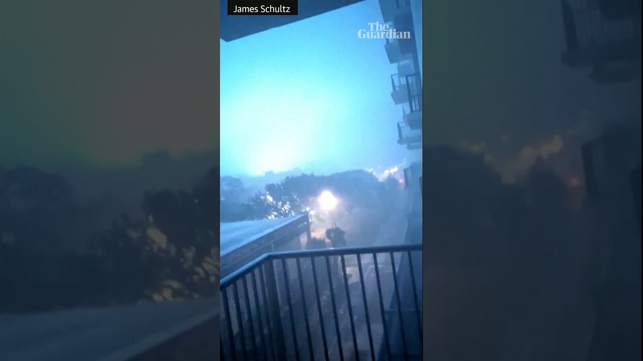 Transformer explodes in #Florida town as Hurricane Milton hits #hurricanemilton