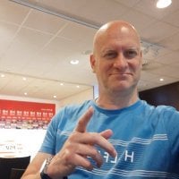[Rik Elfrink] Heet nieuws over de kwestie Bosz-Makkelie: de aanklager van de KNVB heeft 1 duel schorsing voor Peter Bosz voorgesteld. Trainer van PSV en de club gaan NIET akkoord.
