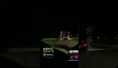 LIGHTS OUT for the leader at Petit Le Mans 🫣