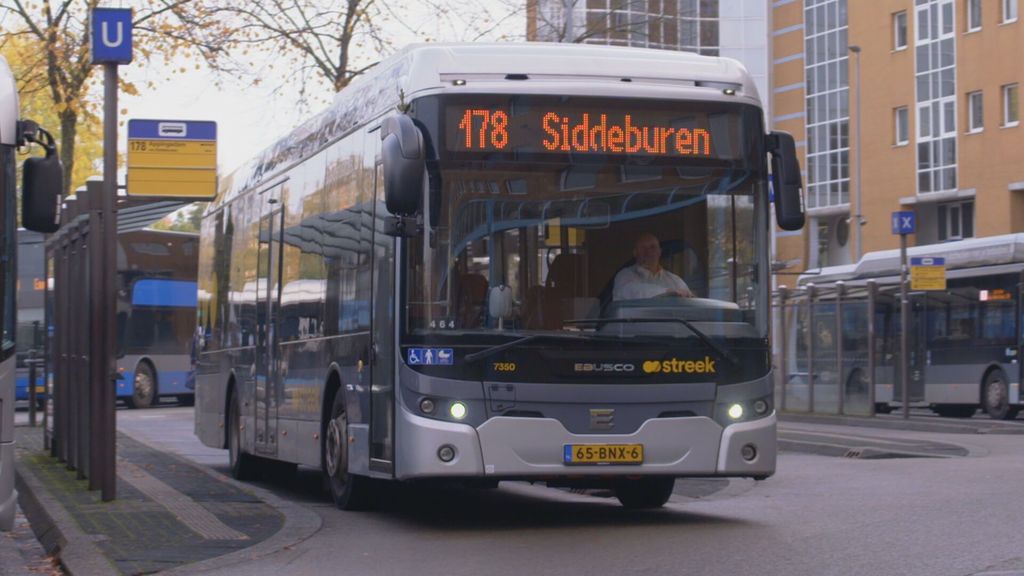 Qbuzz mag grote order bij Ebusco annuleren, toekomst bussenbouwer op het spel