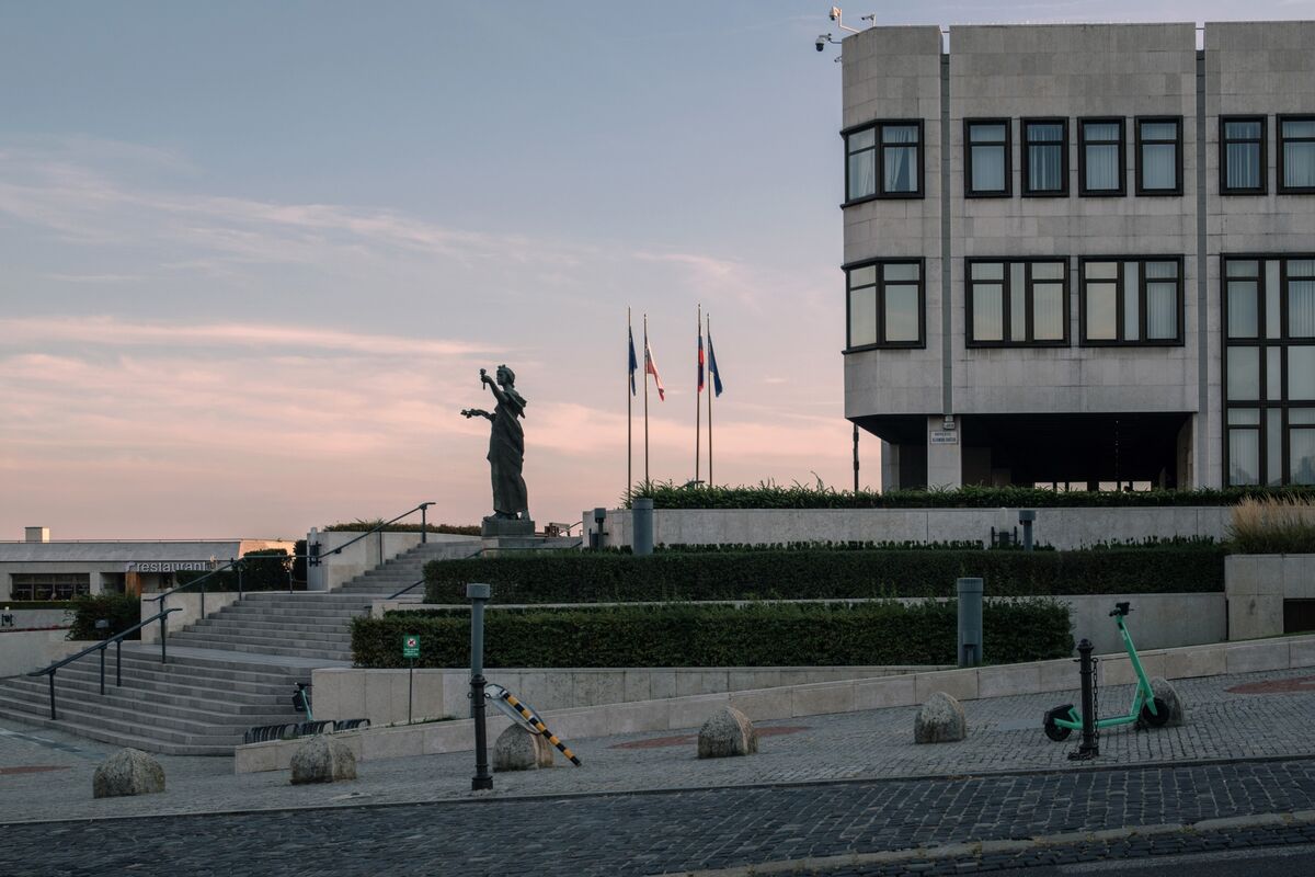 EU Releases Funds to Slovakia after Standoff on Law Changes