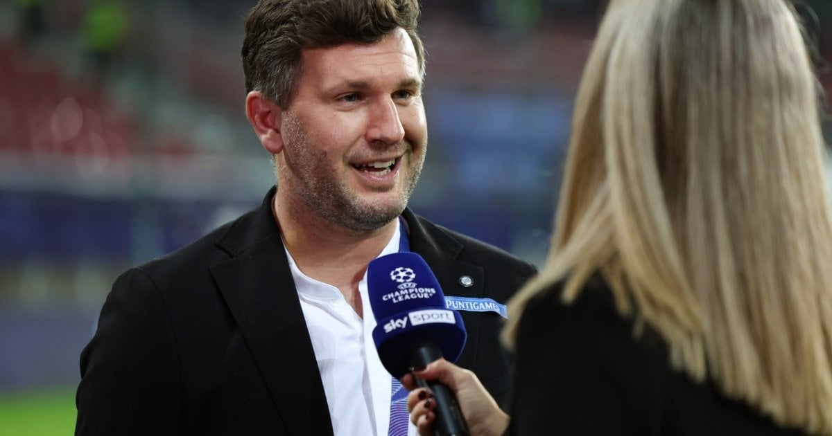 Abschied bei Sturm Graz? Sportdirektor Andreas Schicker bestätig Kontakt mit Hoffenheim: "Es ist so, dass es im Sommer und jetzt nach der Transferzeit wieder einen Kontakt gegeben hat. Wir werden sehen. Dass es eines Tages mein Ziel ist, dorthin zu gehen, daraus habe ich nie ein Geheimnis gemacht."