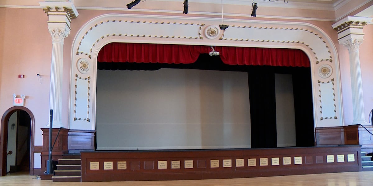 Business town hall held in Chippewa Falls