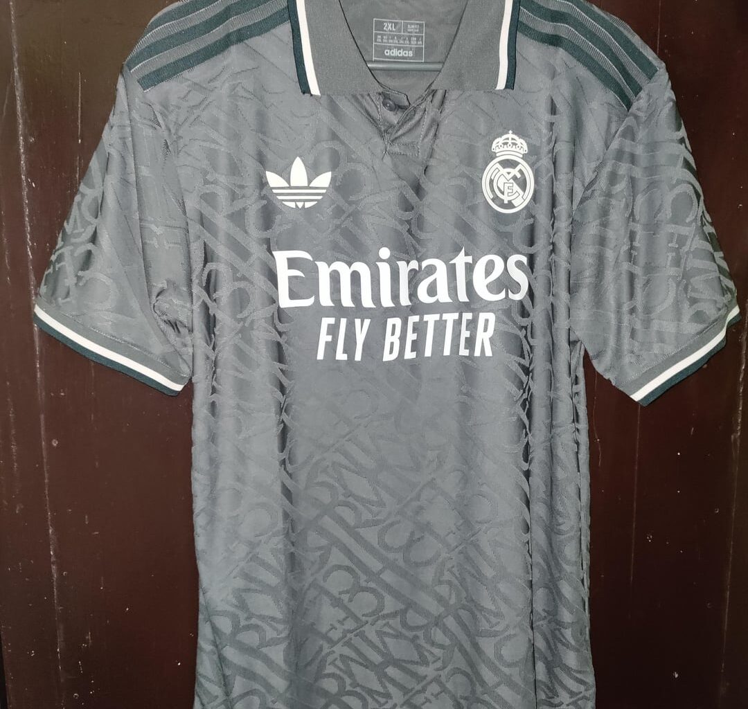 Latest pickup of the Real Madrid 24/25 season third kit.