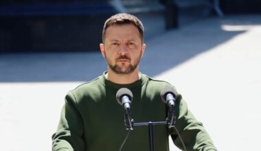 Zelenskyy expects NATO invitation within internationally recognised borders