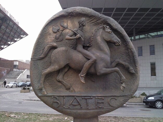 Biatec sculpture outside the National Bank of Slovakia.