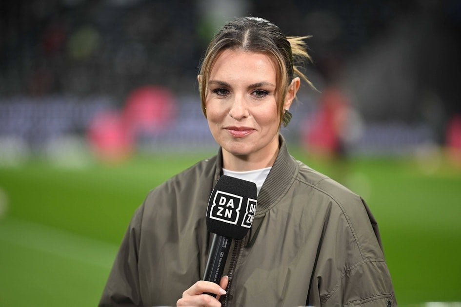 DAZN wirbt bei Bundesliga-Klubs für sich und schießt gegen Sky: "In den letzten 10 Jahren wurde der europäische Fußball von traditionellen Pay-TV-Anbietern dominiert, denen es immer schwerer fällt, sich den digitalen Innovationen anzupassen. DAZN hingegen baut die Zukunft der Sportunterhaltung auf."