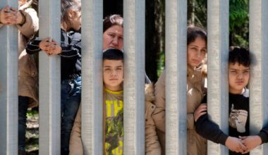 Poland to temporarily suspend asylum rights amid Belarus border tensions | Migration News