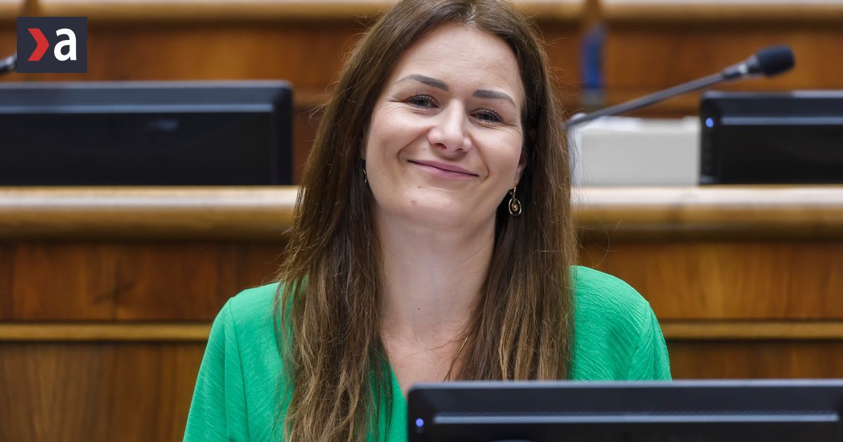 Poslankyňa má nové priezvisko, nedávno sa vydala – Správy
