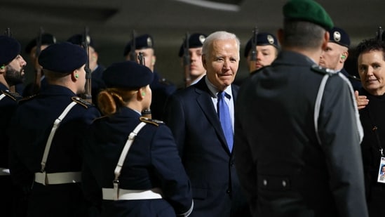 US Election 2024 News LIVE: US military has power to use lethal force against Americans? Experts respond to far-right claims about viral directive US Election 2024 News LIVE: US military has power to use lethal force against Americans? Experts respond to far-right claims about viral directive