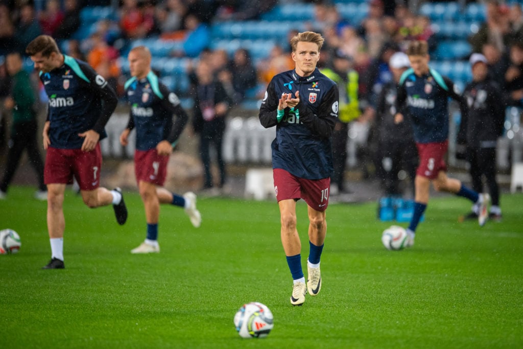 Martin Odegaard of Norway warms up during the UEFA Nations League 2024/25 League B Group B3 match between Norway and Austria at the Ullevaal Stadio...