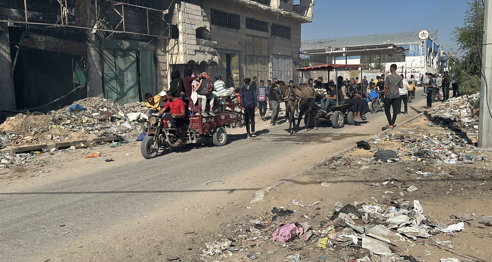 UN: Israel-Hamas War Leaves Gaza in Ruins, Poverty Nears 100% as Infrastructure Collapses