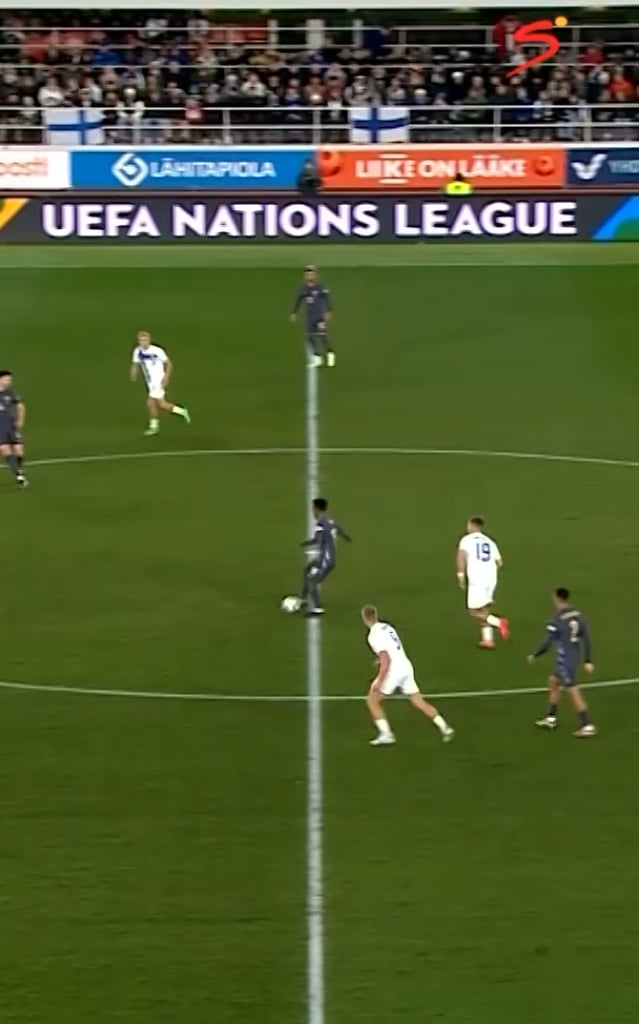 Grealish scores for England