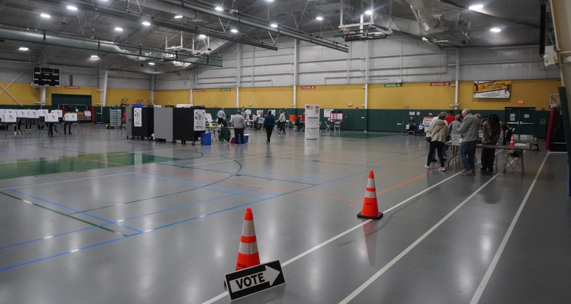 Brisk turnout for the opening day of early voting in Maryland