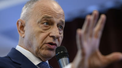 Mircea Geoană vrea ca România să se implice în reconstrucția Ucrainei: „Să jucăm în altă ligă şi nu doar să aşteptăm să ne dea altcineva ce pică de la masa bogaţilor”