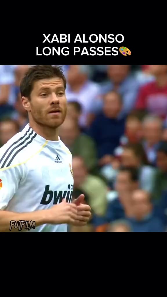 What memories those long passes from Xabi Alonso bring back