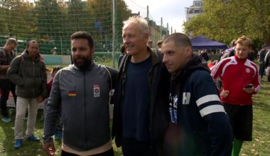 Christian Streich unterstützt Straßenfußballer: "Die Ellenbogen werden nicht weicher"