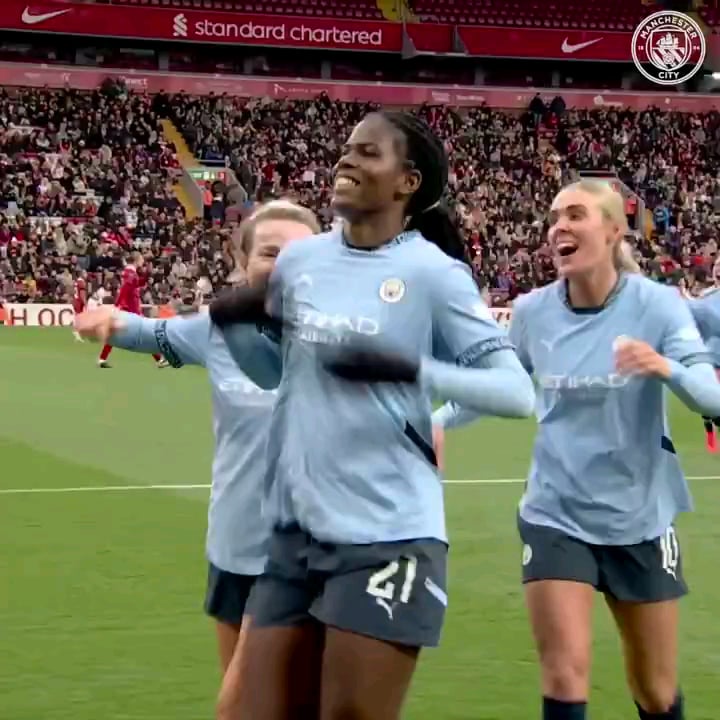 WSL Liverpool 1 v Manchester City [2] - Bunny Shaw 90+2