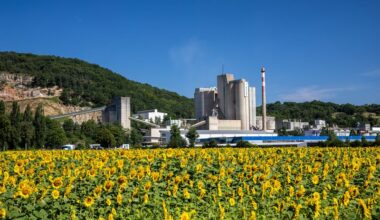 Holcim spin-off of North American business progressing "extremely well"
