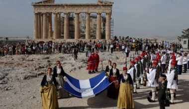 Sick of Vacations in Italy and Greece? Airlines Are Betting No