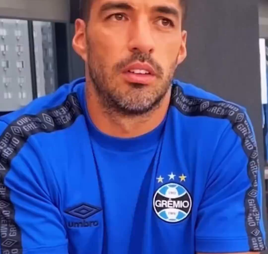 Luis Suarez wanted Neymar to join Manchester City atleast instead of PSG so he could win it all and potentially the Ballon d'Or.