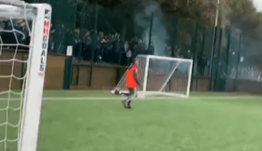 Some PSG ultras turned up to a 5 a side pitch in London to support some random guys having a kick about