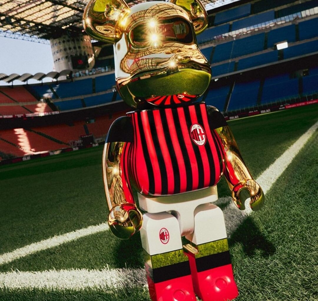 Ac Milan collaboration with BE@RBRICK in celebration of the club’s 125th anniversary.
