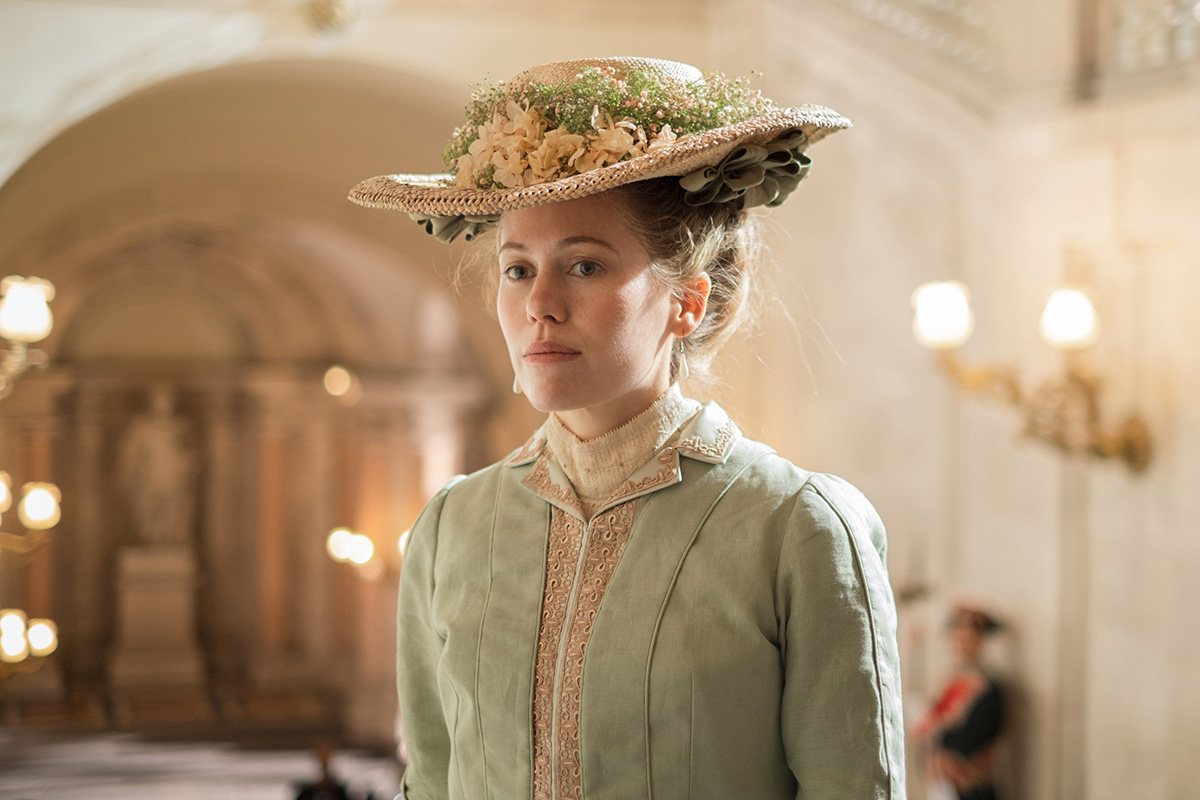 Royal Family Drama ‘Ena,’ Spain’s Banner Screening at Mipcom, Unpacked by Stars Kimberly Tell, Joan Amorós