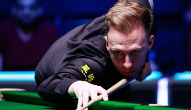 Northern Ireland Open: Judd Trump eases past Shaun Murphy with back-to-back centuries to reach semi-final