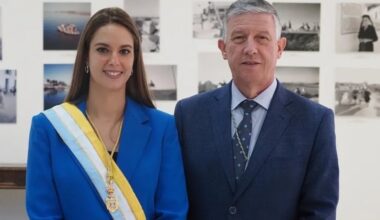 La alcaldía hereditaria de Palos de la Frontera (Huelva): se retira después de 30 años y le deja el sillón a su hija
