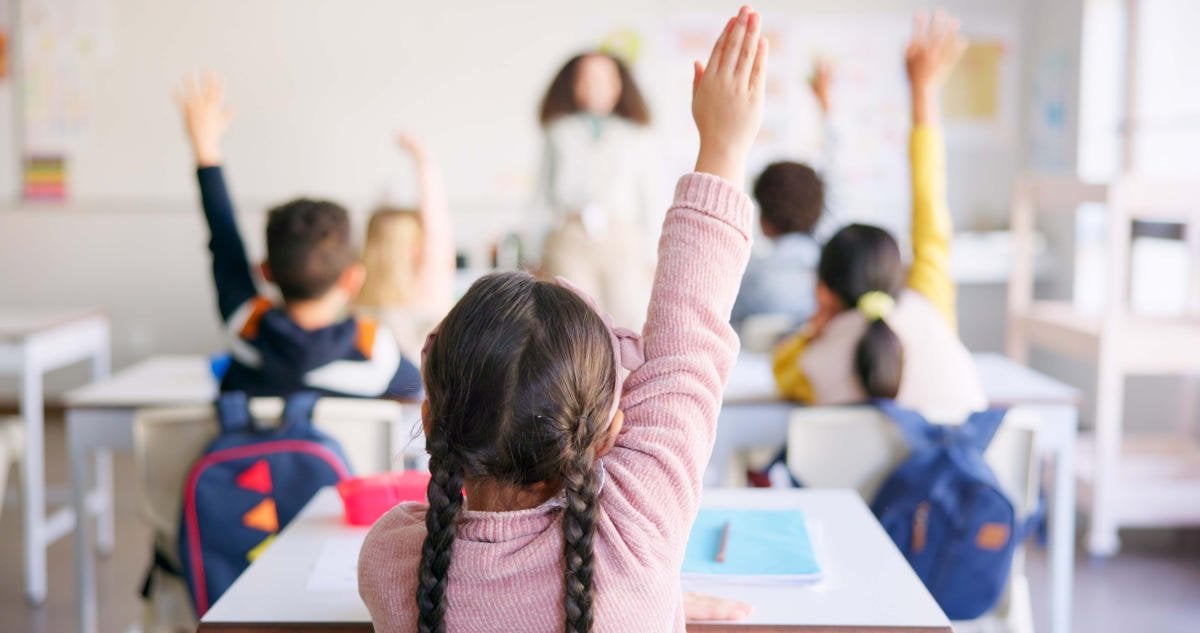 "Bah oui, ils sont nyctalopes" : un élève de maternelle exclu parce que sa maîtresse pensait qu'il l'avait insultée