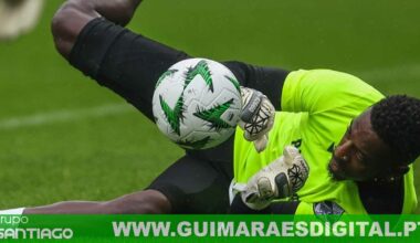 Vitória condenado a pagar multa de 5.355 euros por Bruno Varela ter utilizado microfone no jogo com o Famalicão 🤡