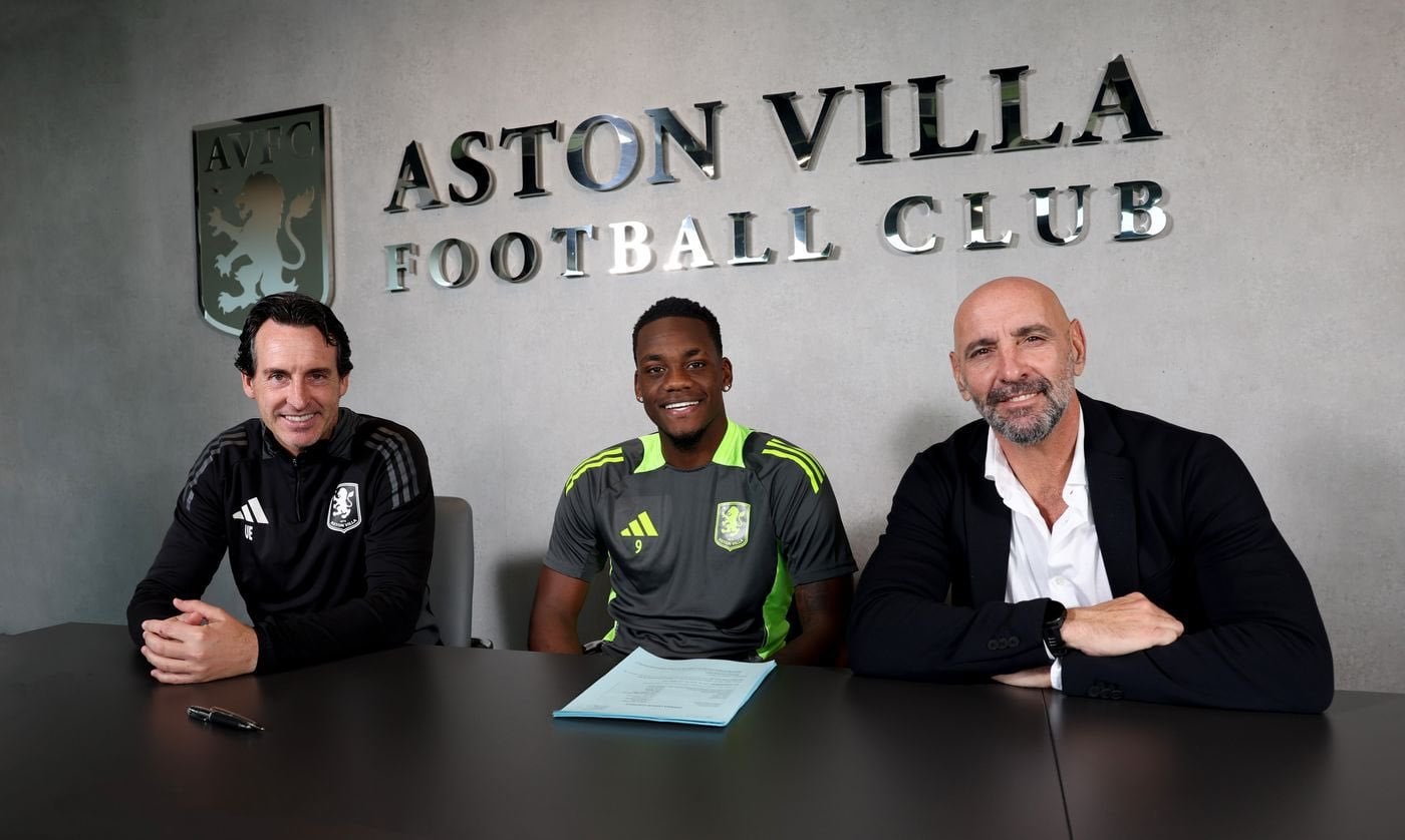 Jhon Duran extension at Villa