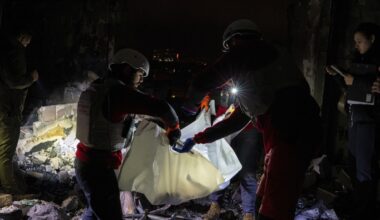 Russian strikes on Kyiv and central Ukraine kill 2 teenagers and injure dozens