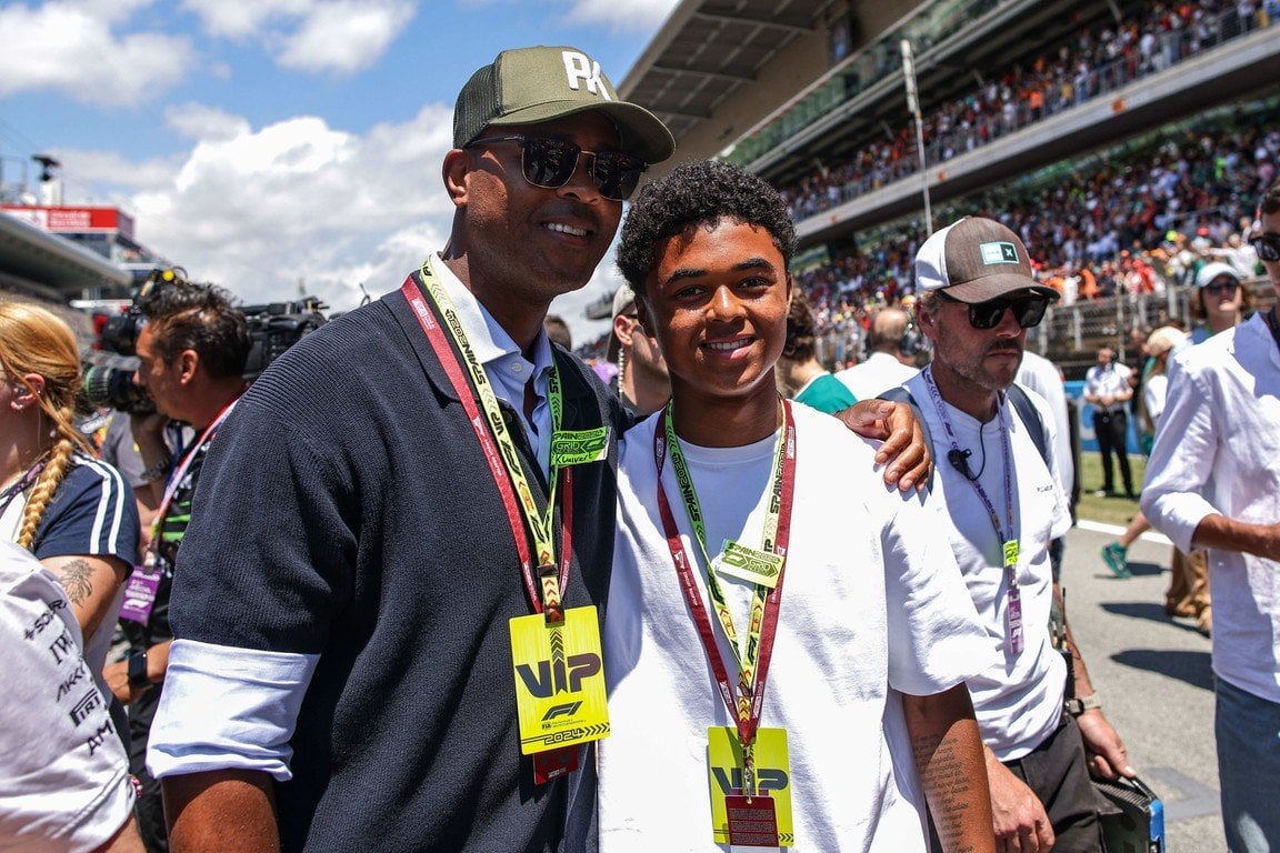 Jaden de Guzman (PSV) en Shane Kluivert (Barcelona) twee Nederlanders in The Guardian's jaarlijkse toptalentenlijst.