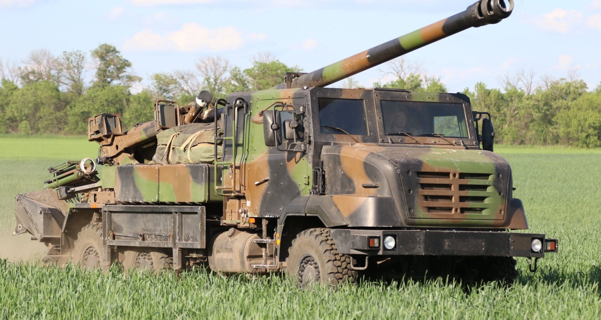 Bulgaria to Modernize Military with CAESAR Howitzer Purchase