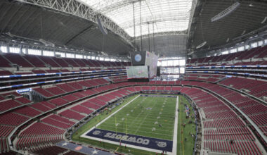 Monday Night Football: Metal fragment falls from AT&T Stadium roof after opening before Texans-Cowboys game