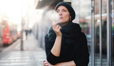 EU-Plan für Rauchverbot im Freien NICHT vom Tisch | Politik
