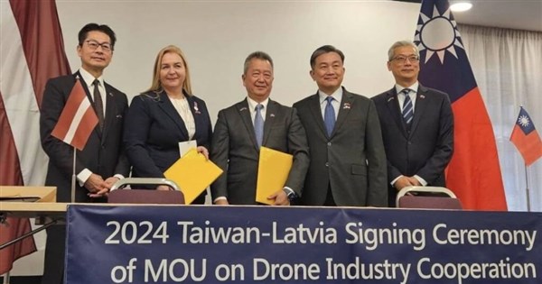 Taiwan, Latvia sign MOU on drone industry cooperation