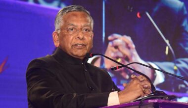 Attorney General bats for global environmental bar